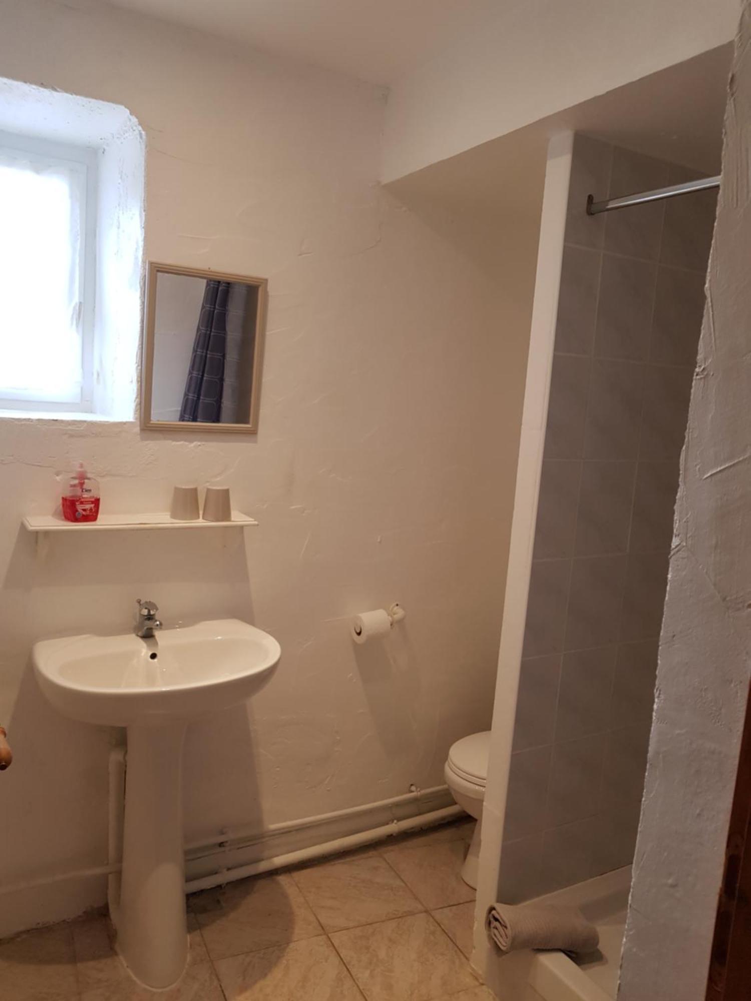 Le Gite Des Chambres De La Grange Cherval Eksteriør billede